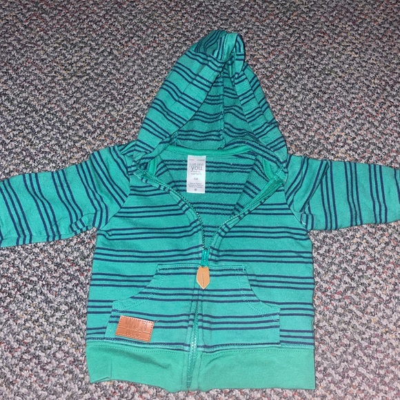 Sweater bundle - Picture 2 of 4